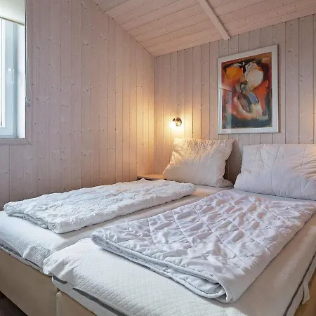 Holiday home 6 Person In Groemitz
