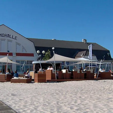 6 Person In 別荘 グレーミッツ